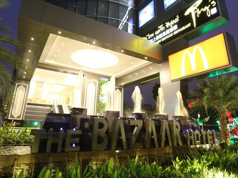 The Bazaar Hotel Bangkok Ngoại thất bức ảnh